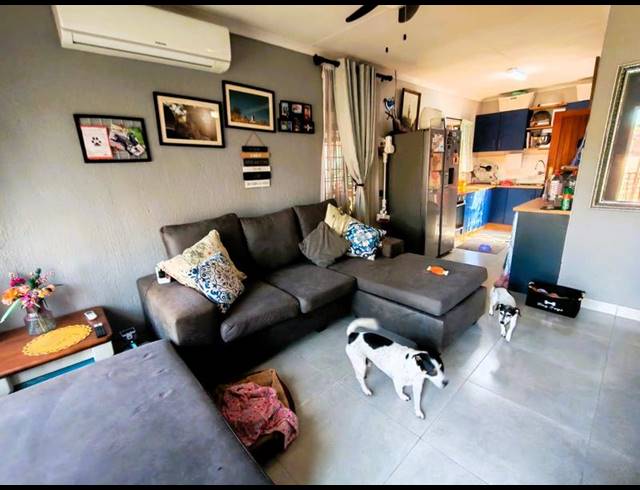 2 BEDROOM TOWNHOUSE FOR SALE IN HIGHVELD